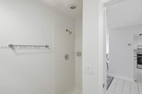 6473 NW 170th Ln, Hialeah FL - photo 16 of 24