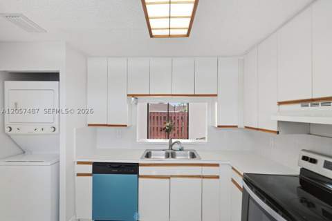 6473 NW 170th Ln, Hialeah FL - photo 7 of 24
