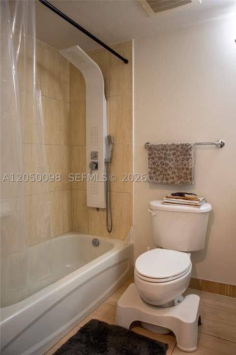 1750 N Bayshore Dr 3411, Miami FL - photo 23 of 28