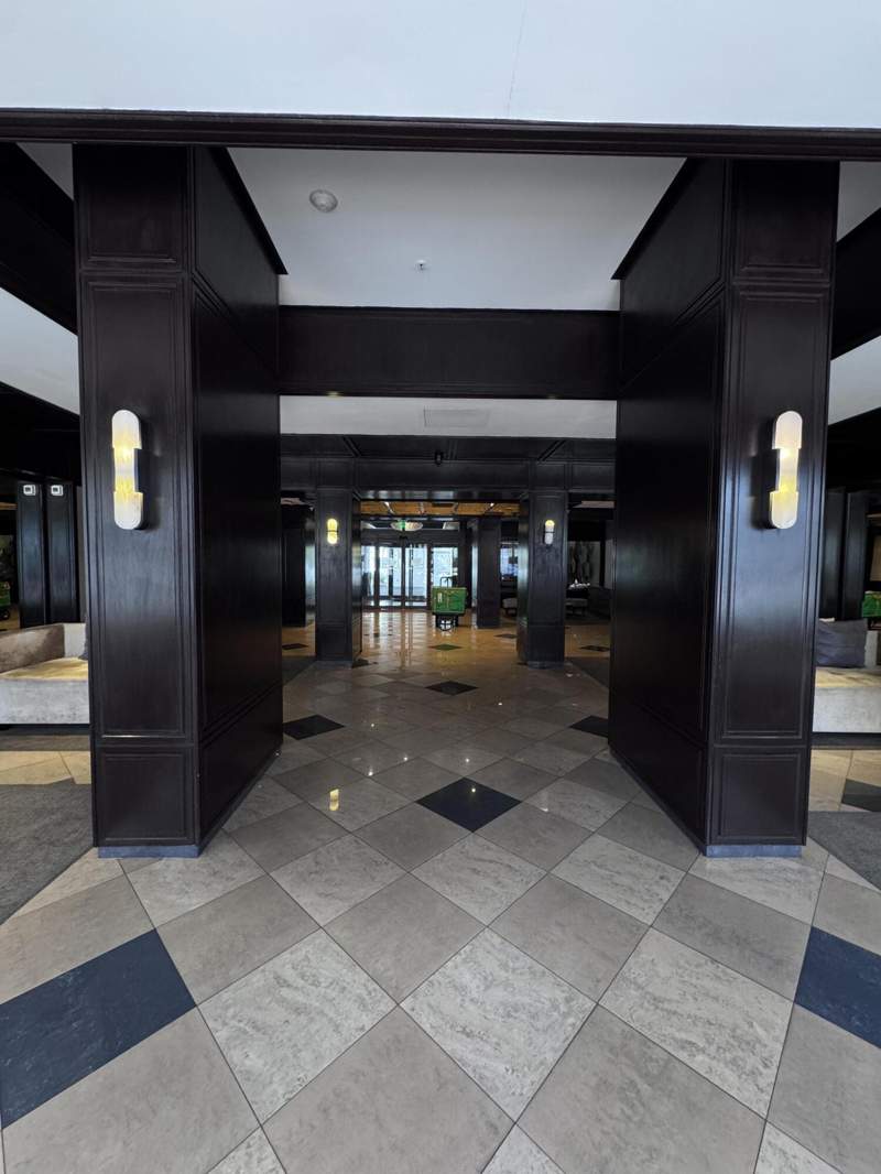 1 bedroom Condominium at 600 NE 36th Street 1112, Charter Club Condo, Miami — photo 4