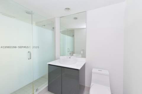 31 SE 6th St 406, Miami FL - photo 8 of 11