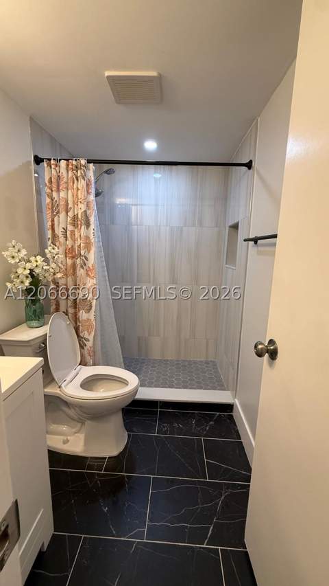 17530 NW 68th Ave C3008, Hialeah FL - photo 21 of 26