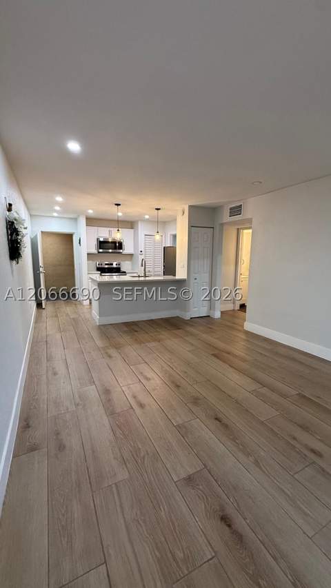 17530 NW 68th Ave C3008, Hialeah FL - photo 22 of 26