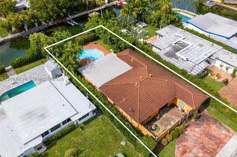 1860 Cleveland Rd, Miami Beach FL - photo 13 of 29