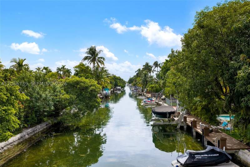 3 bedroom SingleFamilyResidence at 1860 Cleveland Rd, Biscayne Point, Miami Beach — photo 4