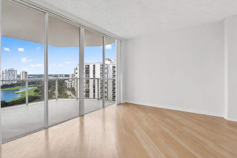 2 bedroom Condominium at 20281 E Country Club Dr 1801, Hamptons West Condo, Aventura — photo 3