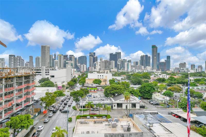 2 bedroom Condominium at 900 SW 8th St 908, Brickell Vista Condo, Miami — photo 2