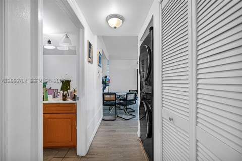 900 SW 8th St 908, Miami FL - photo 23 of 26