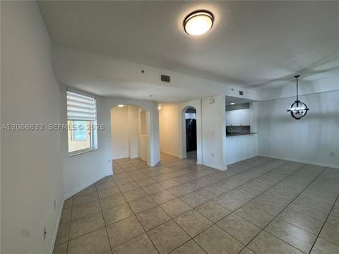 10885 NW 89th Ter 113, Doral FL - photo 11 of 58