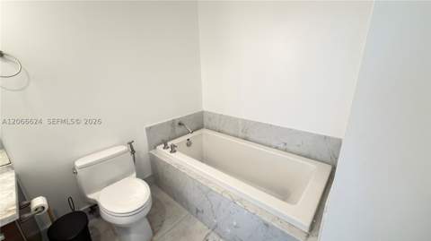 244 Biscayne Blvd 808, Miami FL - photo 8 of 40