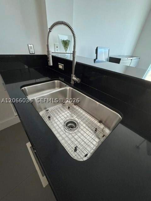9055 SW 73rd Ct 406, Miami FL - photo 11 of 27