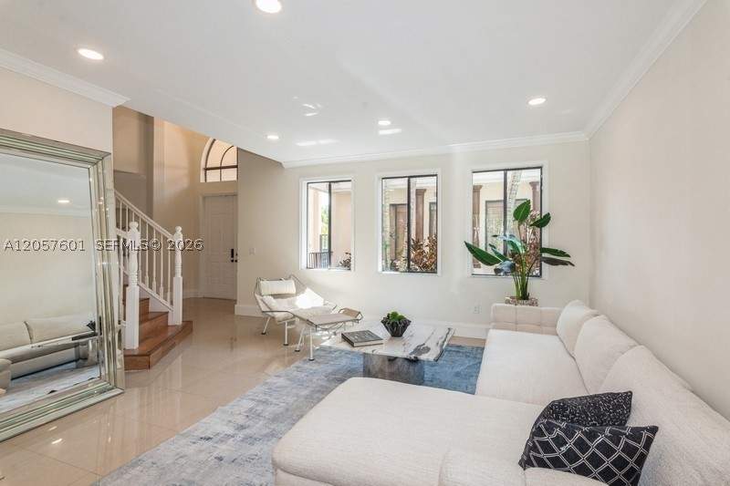 5 bedroom SingleFamilyResidence at 18704 SW 76th Ct, Cutler Cay, Cutler Bay — photo 4