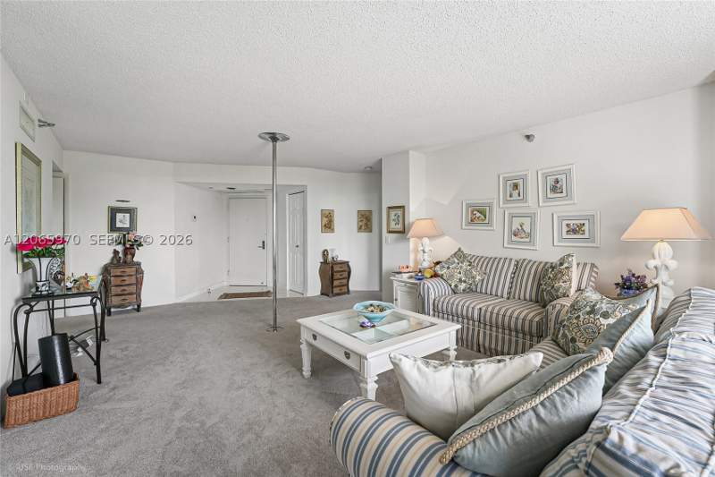 2 bedroom Condominium at 3400 NE 192nd St 412, Mystic Pointe Tower 600 C, Aventura — photo 4
