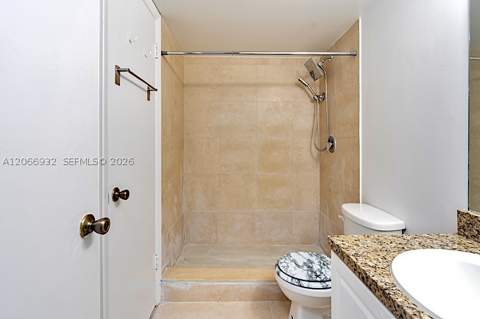 18830 NW 57th Ave 304, Hialeah FL - photo 20 of 24
