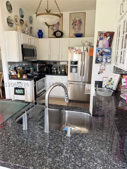 16261 SW 101st Ter, Miami FL - photo 12 of 28
