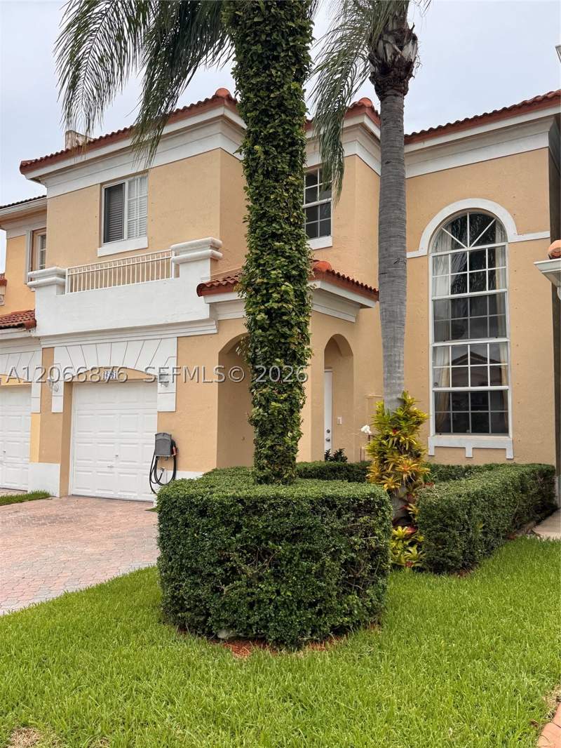 3 bedroom Townhouse at 16261 SW 101st Ter, Forest Lakes Country Gard, Miami — photo 2