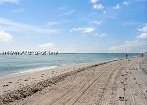 5601 NE Collins Ave 714, Miami Beach FL - photo 10 of 43