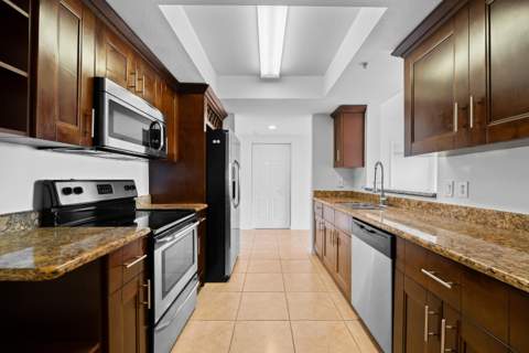 3530 SW 22nd Street 902, Miami FL - photo 10 of 33