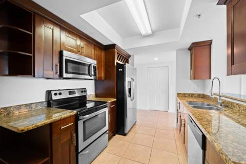3530 SW 22nd Street 902, Miami FL - photo 9 of 33