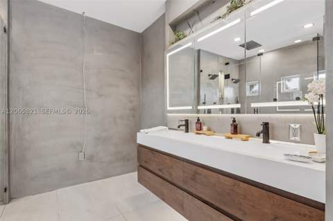 16581 NW 84th Ave, Miami Lakes FL - photo 23 of 59
