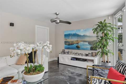 16581 NW 84th Ave, Miami Lakes FL - photo 8 of 59