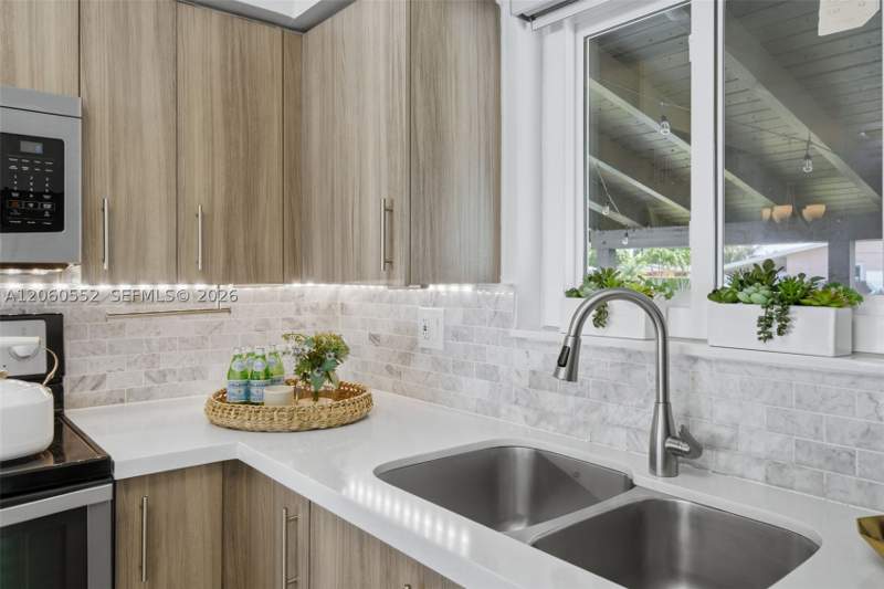 4 bedroom SingleFamilyResidence at 18120 NW 16th Ave, Scott Lake Manor Sec 4, Miami Gardens — photo 5