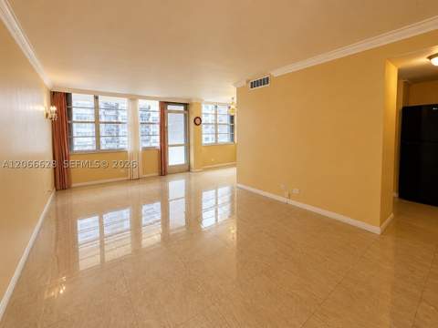 251 174th St 706, Sunny Isles Beach FL - photo 14 of 38