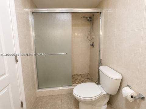 251 174th St 706, Sunny Isles Beach FL - photo 21 of 38