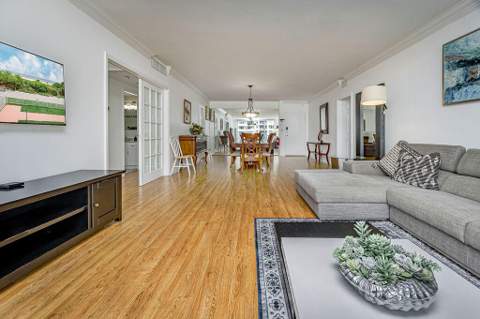 5601 Collins Avenue 816, Miami Beach FL - photo 10 of 45