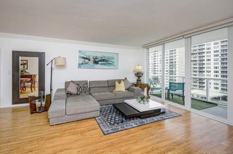 5601 Collins Avenue 816, Miami Beach FL - photo 7 of 45