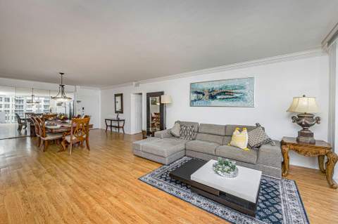 5601 Collins Avenue 816, Miami Beach FL - photo 8 of 45