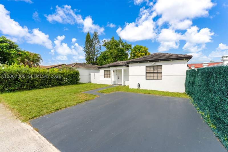 4 bedroom SingleFamilyResidence at 8246 SW 147th Ct, Caribe Homes, Miami — photo 4