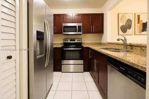 13280 SW 88th Ln 203-B, Miami FL - photo 7 of 19