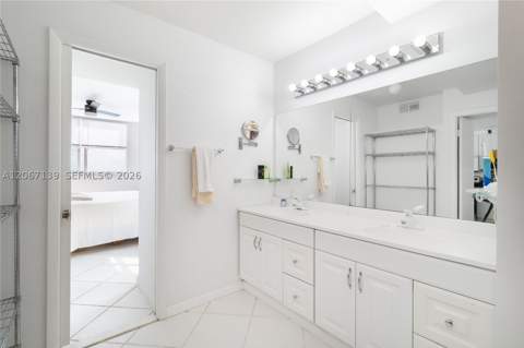 401 Ocean Dr 316, Miami Beach FL - photo 11 of 36