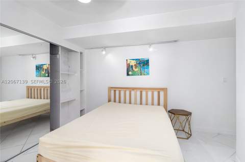401 Ocean Dr 316, Miami Beach FL - photo 13 of 36