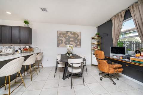 1116 SE 26th Ter, Homestead FL - photo 6 of 28