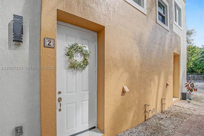 2 bedroom Condominium at 2945 Coconut Ave 2, Coconut Developers Condo, Miami — photo 3
