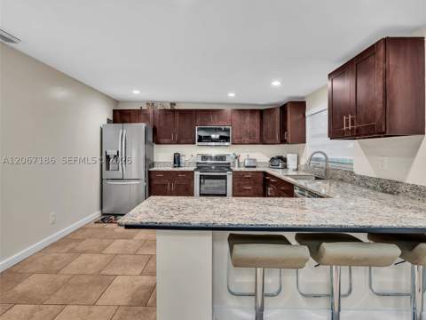 11911 SW 168th Ter, Miami FL - photo 8 of 23