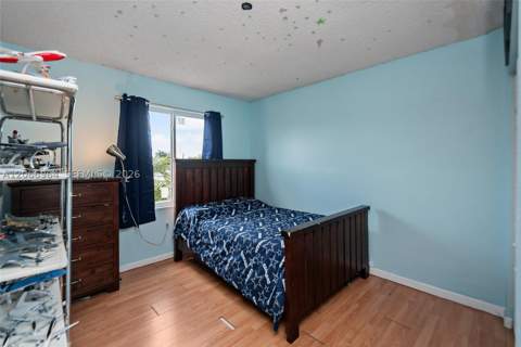 12693 NW 8th Ter, Miami FL - photo 13 of 35