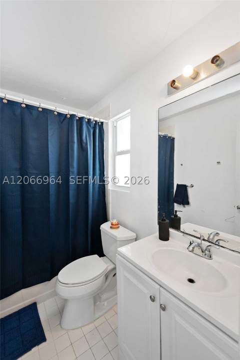 12693 NW 8th Ter, Miami FL - photo 14 of 35