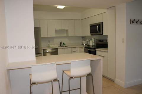 5161 Collins Ave 1510, Miami Beach FL - photo 12 of 32