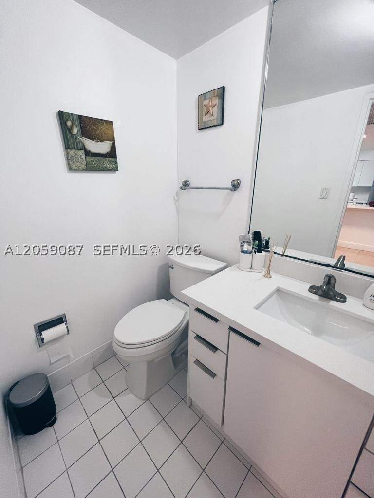 1 bedroom Condominium at 5161 Collins Ave 1510, Seacoast 5151 Condo, Miami Beach — photo 2