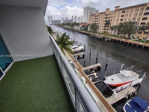 2950 NE 188th St 316, Aventura FL - photo 9 of 12