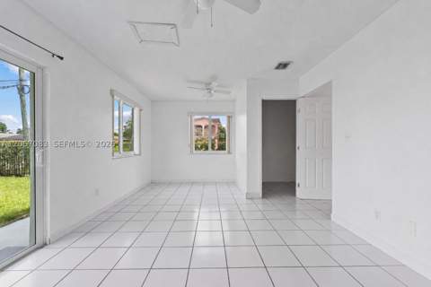 3930 W 2nd Ave, Hialeah FL - photo 14 of 29