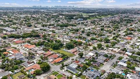 3930 W 2nd Ave, Hialeah FL - photo 6 of 29