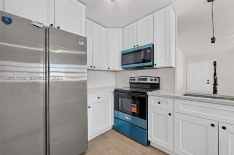1583 NE 152nd St, North Miami Beach FL - photo 12 of 39