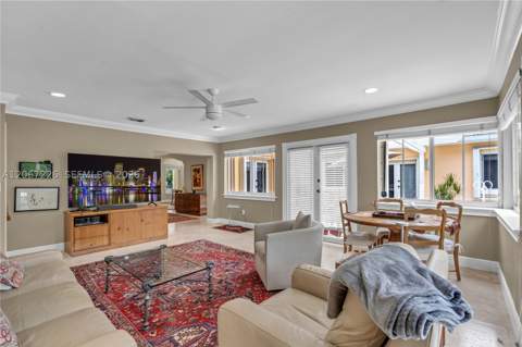 6605 Maynada St, Coral Gables FL - photo 12 of 43