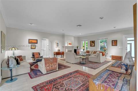 6605 Maynada St, Coral Gables FL - photo 9 of 43