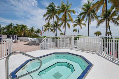 5005 Collins Ave 424, Miami Beach FL - photo 15 of 16