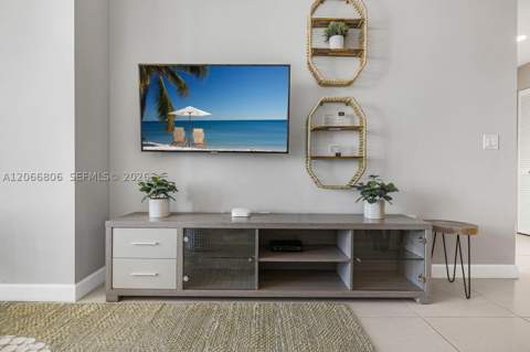 5350 NW 84th Ave 1614, Doral FL - photo 10 of 35